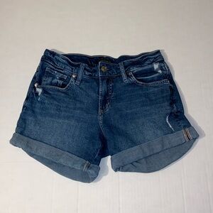 Silver Jeans Women’s Size W 26 L 4.5 Blue Denim Distressed Jean Boyfriend Shorts